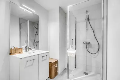 Salle de bains dans l'établissement Zest Alma - Centre-ville