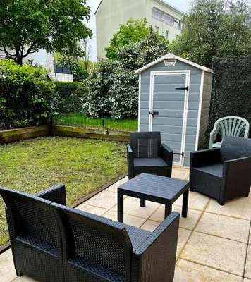 Jardin de l'établissement Villeurbanne Super Apartment in residence