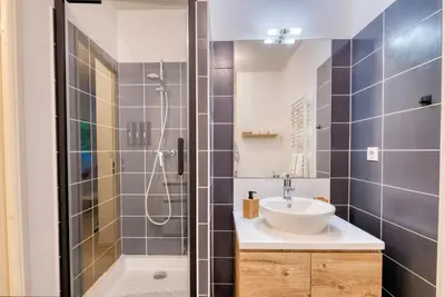 Salle de bains dans l'établissement Le Nid Douillet - Caluire - Proximité Lyon