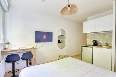 Cuisine ou kitchenette dans l'établissement Le Nid Douillet - Caluire - Proximité Lyon