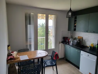 Plan de l'établissement Chambre privée dans un appartement en colocation proche AEROPORT, GROUPAMA STADIUM, LDLC ARENA,EUROXPO,TRAMWAY