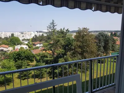 Plan de l'établissement Chambre privée dans un appartement en colocation proche AEROPORT, GROUPAMA STADIUM, LDLC ARENA,EUROXPO,TRAMWAY
