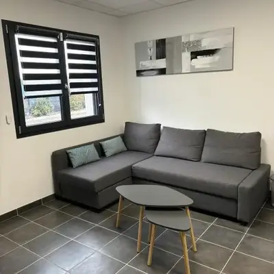 Studio proche Vienne 38200