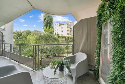 Balcon ou terrasse dans l'établissement Superbe appartement avec terrasse cosy & spacieux - Lyon 3