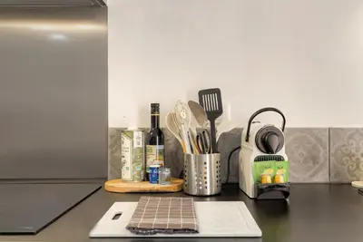 Cuisine ou kitchenette dans l'établissement Le Siméon - T2 plein pied, cosy, au cœur de la zone piétonne