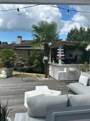 Coin salon dans l'établissement Villa familiale à 20 mn de Lyon