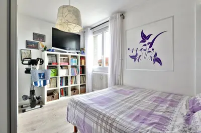 Plan de l'établissement Logement chaleureux avec balcon