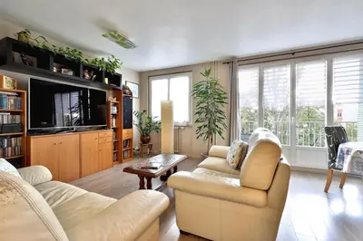 Plan de l'établissement Logement chaleureux avec balcon