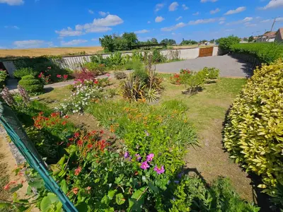 Jardin de l'établissement Le gîte de la Rose