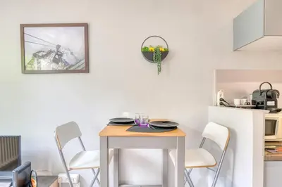 Plan de l'établissement Le Confortable - Villeurbanne - Proximité Lyon