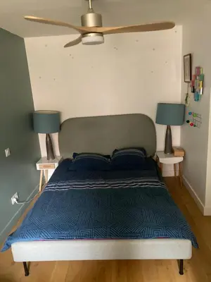 Un ou plusieurs lits dans un hébergement de l'établissement Quai du Rhone Two bedroom appartement