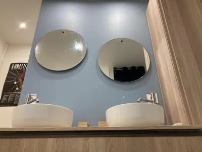 Salle de bains dans l'établissement Quai du Rhone Two bedroom appartement
