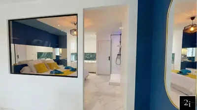 Un ou plusieurs lits dans un hébergement de l'établissement LE 21 - Suite SPA Premium - Jacuzzi Privatif & Vue Rhône