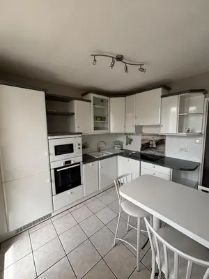 Cuisine ou kitchenette dans l'établissement T3 lumineux, parking privé, calme, jolie vue