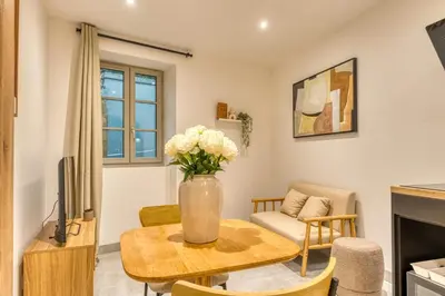 Coin salon dans l'établissement Le Bois Doré - Cosy - Sainte-Foy-Les-Lyon