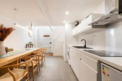 Cuisine ou kitchenette dans l'établissement The Bellecour Pavilion Lovely apartment in the city center