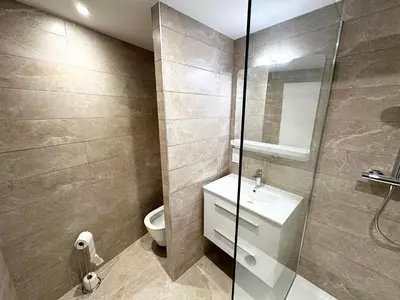 Salle de bains dans l'établissement Place SAINT PAUL triplex 19m2