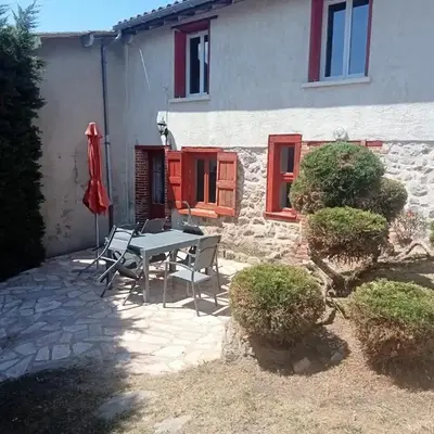 Maison en pisé