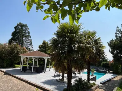 Piscine de l'établissement Le Kiosque ou située à proximité