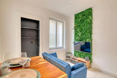 Coin salon dans l'établissement L'élégance Urbaine - Villeurbanne - Proximité Lyon