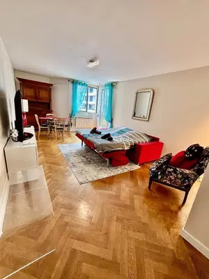 Un ou plusieurs lits dans un hébergement de l'établissement 2 chambres, garage voiture, résidence calme
