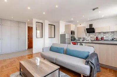 Plan de l'établissement Sublime Appartement Villeurbanne
