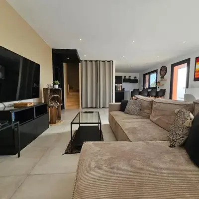 4 chambres - 200m2 - Parking - Jardin