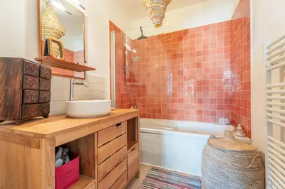 Salle de bains dans l'établissement Appartement Gorge de loup