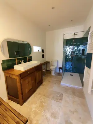 Cuisine ou kitchenette dans l'établissement Le Petit Oingt de Paradis Chambre d'hôtes