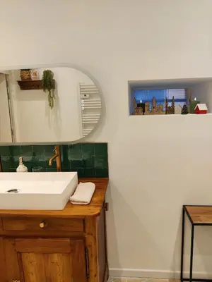 Salle de bains dans l'établissement Le Petit Oingt de Paradis Chambre d'hôtes