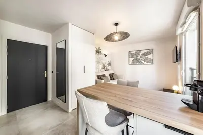 Cuisine ou kitchenette dans l'établissement Studio Madison Valmy