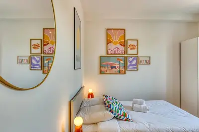 Un ou plusieurs lits dans un hébergement de l'établissement La Suite DolceVita - Lyon 5 - lumineux et rénové