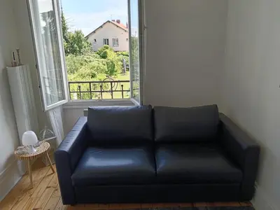 Coin salon dans l'établissement Oasis au cœur de la ville