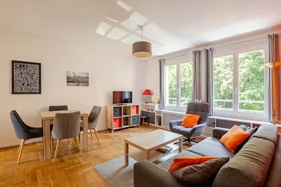 Coin salon dans l'établissement 3 Chambres, Coeur Vieux Lyon, Calme garanti !