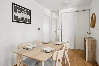 Plan de l'établissement Magnifique appartement 70m2 Confluence - Vue panoramique avec Parking Privé