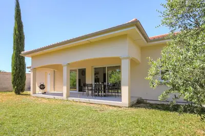Plan de l'établissement Charmante maison 6 à 8 pers PMR proche Lyon