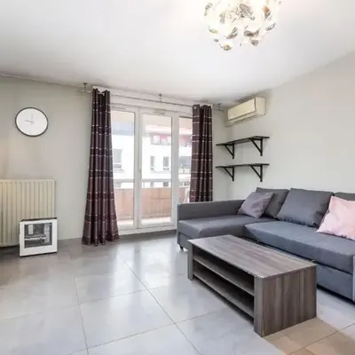 Spacieux appartement familial avec balcon Villeurbanne