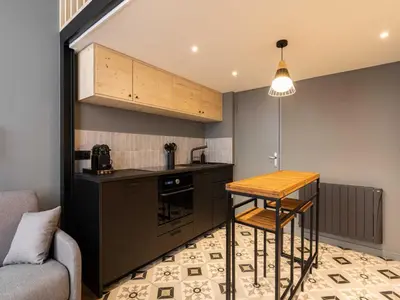 Cuisine ou kitchenette dans l'établissement DIFY Bicyclette - Hotel de Ville