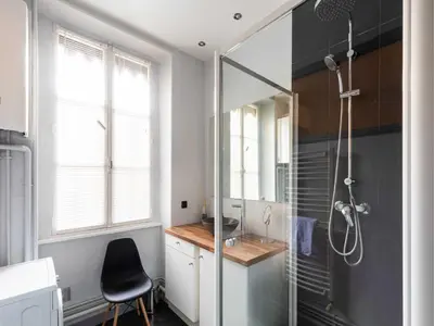 Salle de bains dans l'établissement DIFY Masséna - Brotteaux