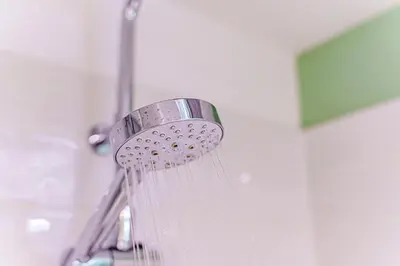 Salle de bains dans l'établissement Joli studio avec verrière