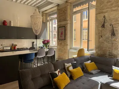 Coin salon dans l'établissement Lyon-croix rousse