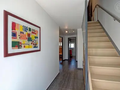 Plan de l'établissement Gîte spacieux et moderne avec terrasse au cœur de la nature - FR-1-496-363
