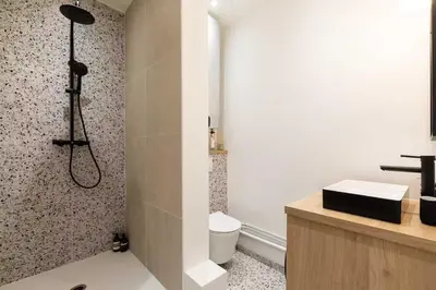 Salle de bains dans l'établissement Appartement Dify Deruelle - Part Dieu
