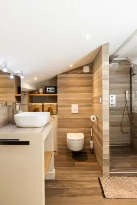Salle de bains dans l'établissement Étoile Opéra - Calme Balnéo AC