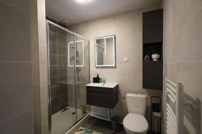 Salle de bains dans l'établissement Chez Viticka