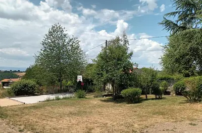 Jardin de l'établissement Countryside house with pool