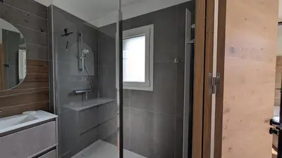Salle de bains dans l'établissement Belle Maison, calme avec parking