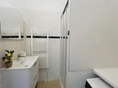 Salle de bains dans l'établissement Terrazzo - Appartement 6 personnes - Check in h24 & Wifi