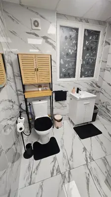 Salle de bains dans l'établissement Love room cosy lyon