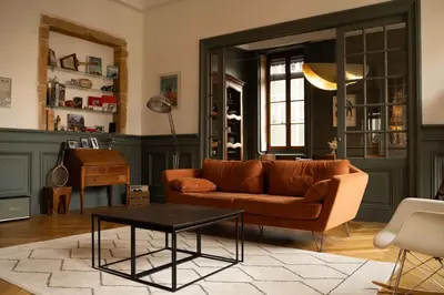 Coin salon dans l'établissement Appartement L'Écrin d'Ainay - Welkeys